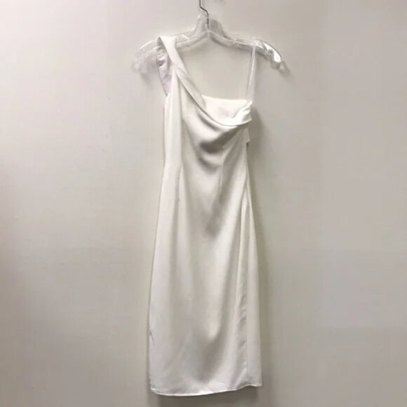 SUPERDOWN Jillian Asymmetric Midi Dress in White - Picture 6 of 7